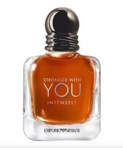 Stronger With You Intensely Armani, un parfum masculin intense et irrésistible.
