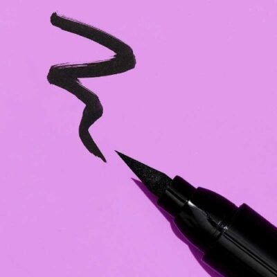 EYELINER LASH PRINCESS WATERPROOF ESSENCE