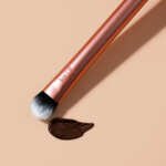 EXPERT CONCEALER BRUSH REAL TECHNIQUES