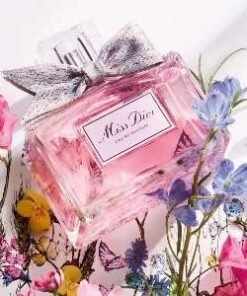 Miss Dior Eau de Parfum Femme, un parfum floral élégant et intemporel signé Dior